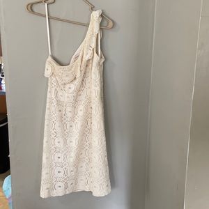 Women’s one shoulder lace dress